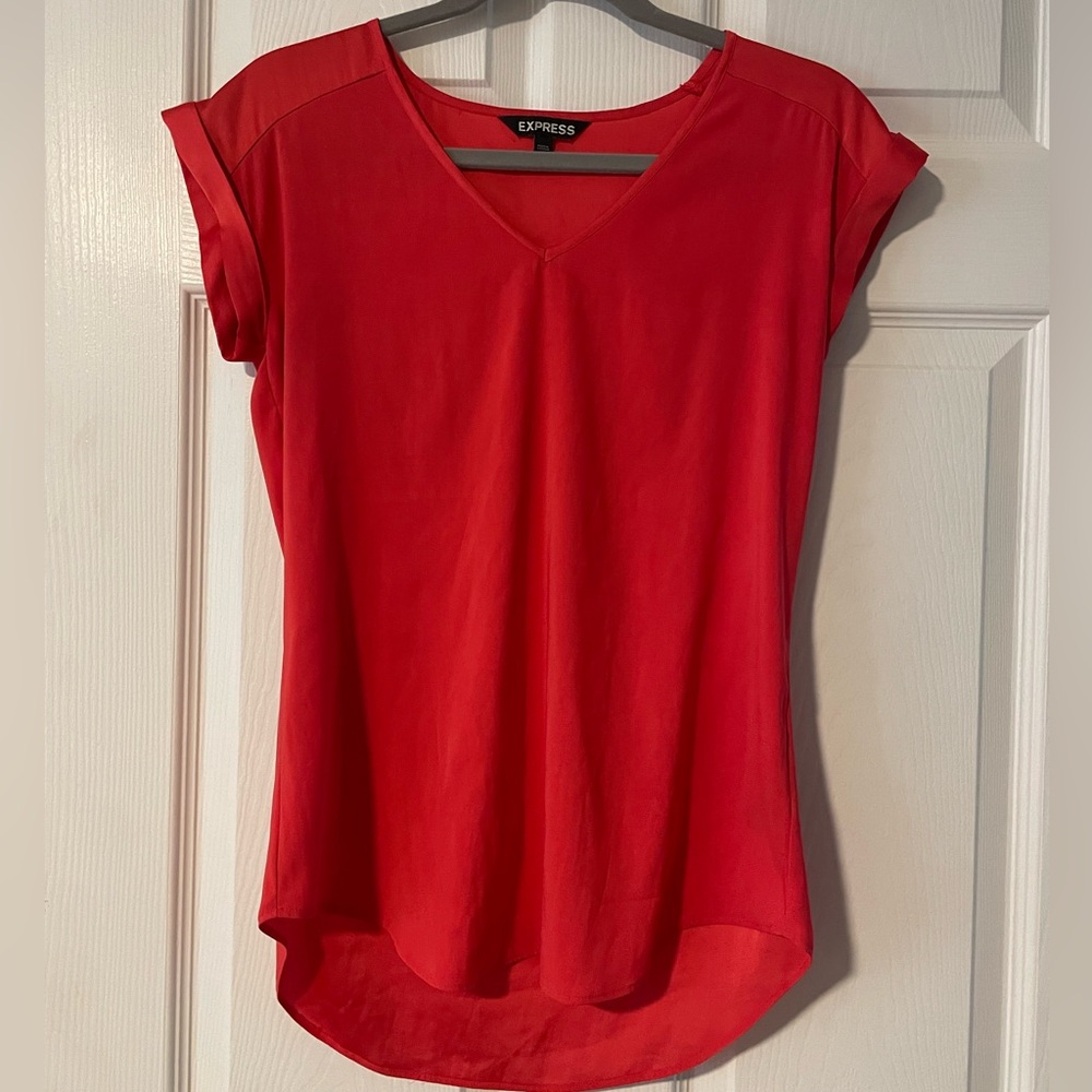 Express Silky Top
